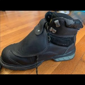 Catpillar Steele toed boots with welding guard